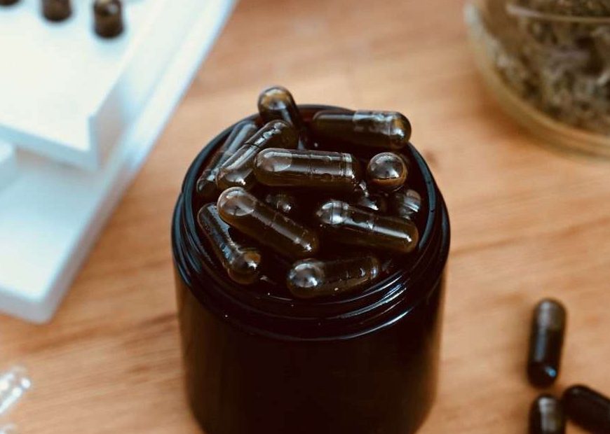 Cannabis Capsules with Coconut Oil